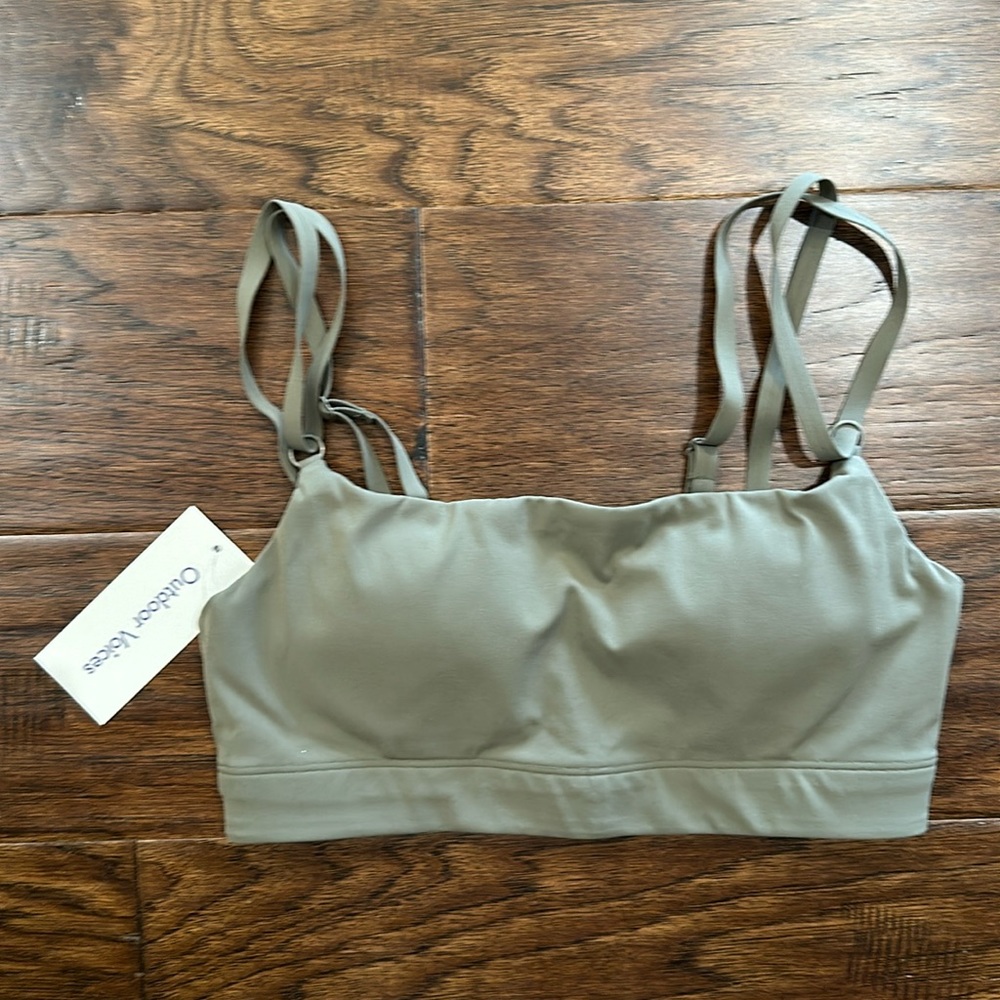 Outdoor Voices Zoom Double Strap Bra in Tea Tree XXS - Picture 4 of 8